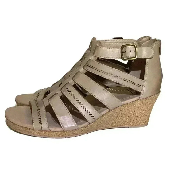 Earth Woodland Sunny Womens 9 40 Strappy Wedge Sandals Beige Leather NEW - Picture 6 of 7